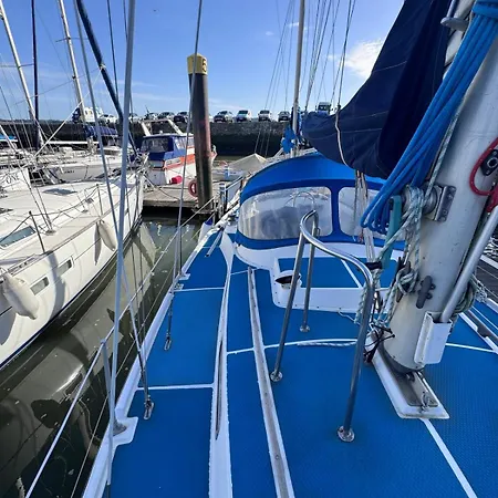 بوتيل Boat Lisboa